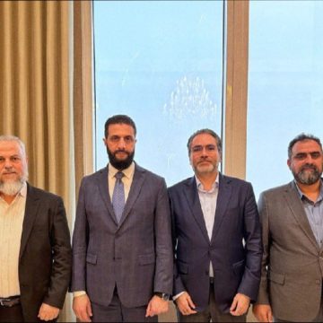 الشرع يلتقي أعضاء اللجنة العليا للسلم الأهلي