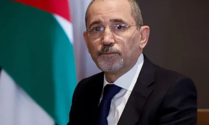 الأردن يجدد دعمه لسيادة سوريا ووحدة أراضيها