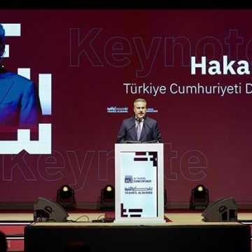 فيدان: دعم سوريا الموحدة أولوية… وفلسطين بوصلة تركيا الدائمة