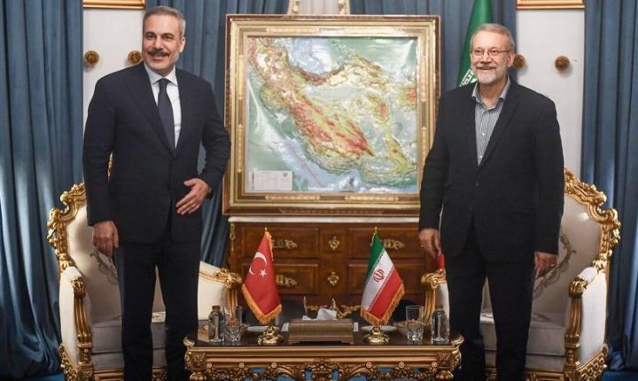 فيدان يلتقي بالأمين العام للمجلس الأعلى للأمن القومي الإيراني