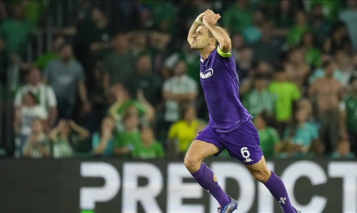 فيورنتينا يحقق فوزه الأول و يوفنتوس يحسم لقاء القمة أمام ضيفه روما في الدوري الإيطالي