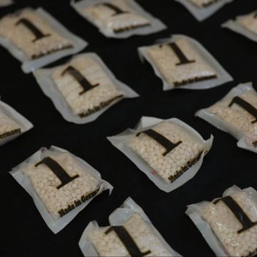 وزارة الداخلية السورية تضبط شحنة مخدرات في حمص قادمة من لبنان