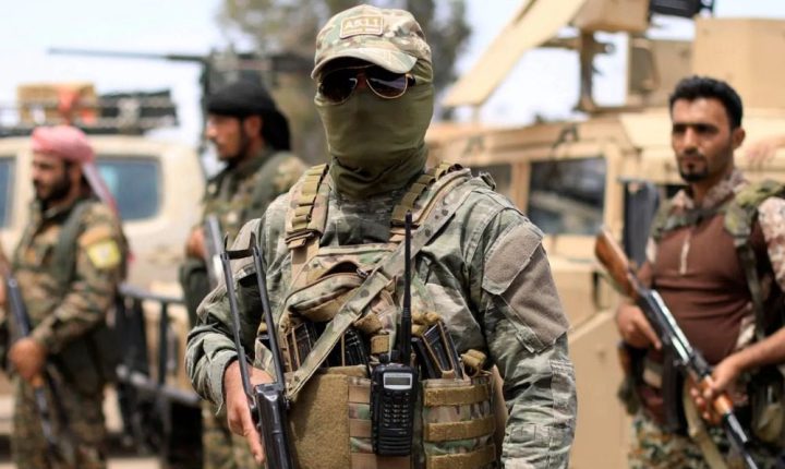 تنظيم قسد الإرهابي تشن حملة دهم واعتقالات في ريف مسكنة