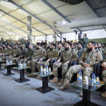 اختتام فعاليات المعرض العسكري للثورة السورية بحضور وزير الدفاع