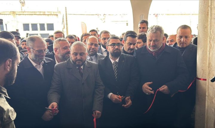 افتتاح مسجد حلفايا بحماة السورية بعد أن رممته منظماتٌ تركية