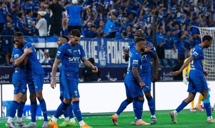 الرياض يوقف سلسلة انتصارات الهلال بالدوري السعودي