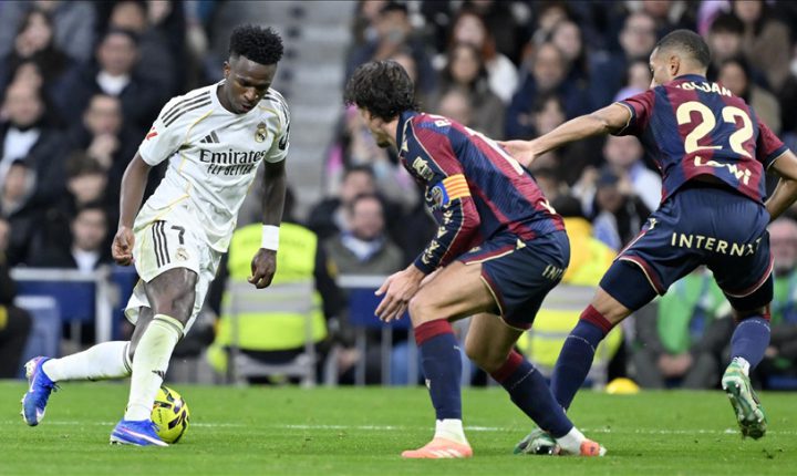 ريال مدريد يتجاوز أحزان خسارة السوبر وكأس الملك