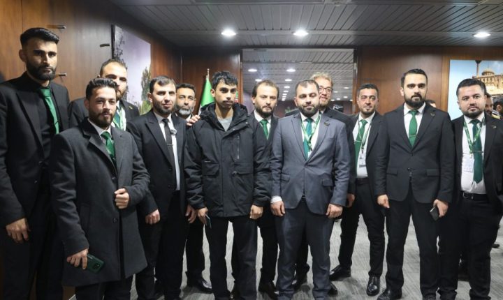 الشاب محمد عنقا يعود إلى سوريا بعد تبرئته من التهم المنسوبة إليه في العراق