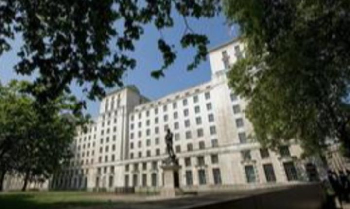 غارة بريطانية-فرنسية مشتركة تستهدف منشأة لداعش الإرهابي قرب تدمر