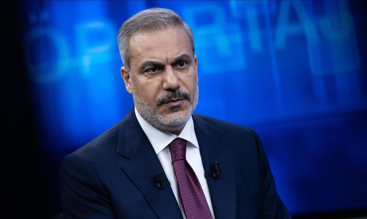 فيدان: “واي بي جي/ قسد” الإرهابي يغير موقفه بالقوة فقط