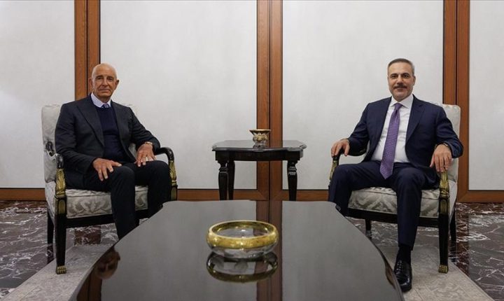 فيدان يلتقي سفير الولايات المتحدة ومبعوثها إلى سوريا