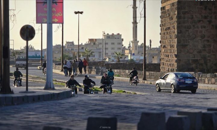عودة الهدوء إلى بصرى الشام بدرعا عقب انتهاء حظر التجوال