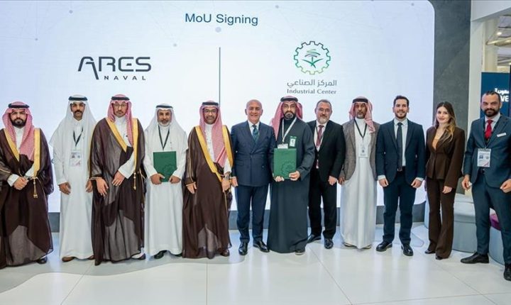 تعاون تركي سعودي في صناعة السفن العسكرية