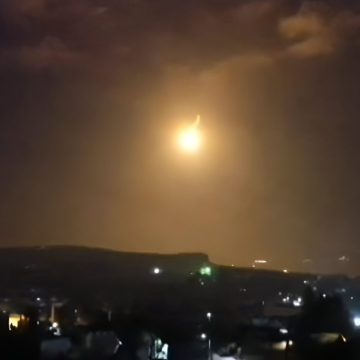 الاحتلال الاسرائيلي يستهدف ريف القنيطرة بقذائف المدفعية