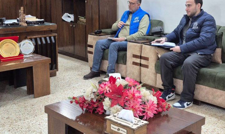 وزارة الشؤون الاجتماعية والعمل السورية تبحث مع مفوضية اللاجئين إنهاء ملف المخيمات بإدلب