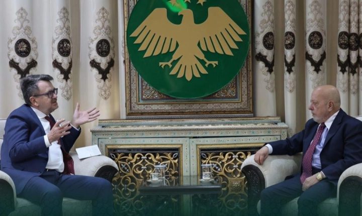 وزير الاقتصاد يبحث مع السفير الإيطالي تأسيس مجلس الأعمال المشترك