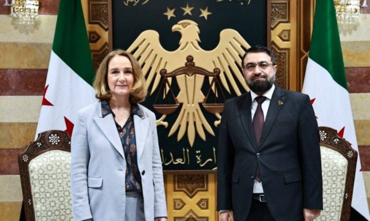 وزير العدل السوري يستقبل وفداً من الوزارة الاتحادية الألمانية لبحث القضايا المشتركة