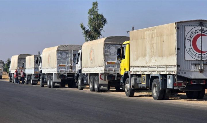 قافلة مساعدات محملة بالطحين والمستلزمات الطبية تدخل محافظة السويداء