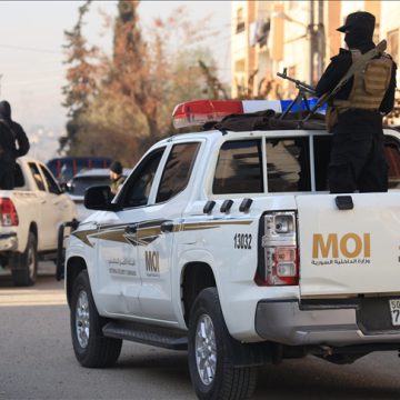 توقيف اثني عشر عنصرا من “داعش” الإرهابي  بريف دير الزور