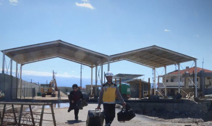 منفذ العريضة يعود للعمل جزئياً أمام العائدين من لبنان