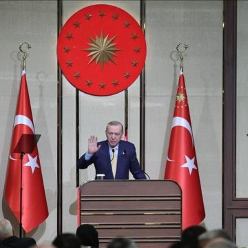 أردوغان: سنواصل جهودنا الدبلوماسية لوقف إراقة الدماء في المنطقة