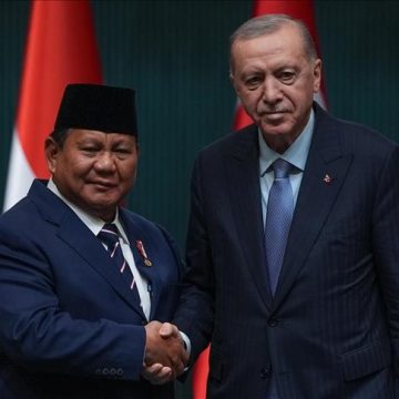 أردوغان يبحث مع نظيره الإندونيسي قضايا ثنائية وإقليمية