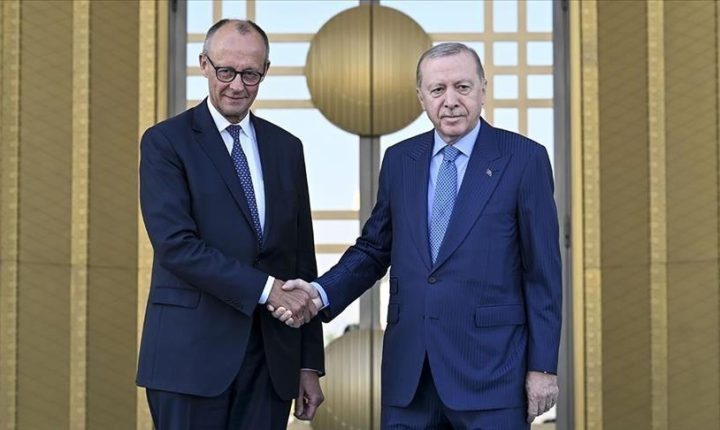 أردوغان يبحث مع أمين عام الناتو و مستشار ألمانيا التطورات الإقليمية والعالمية