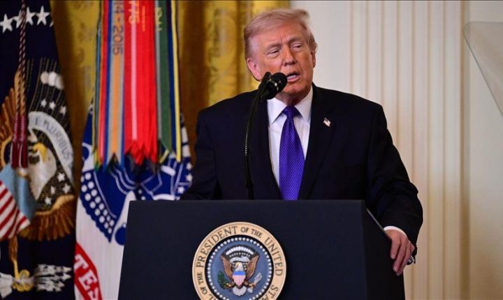 ترامب يلمح لضم فنزويلا إلى الولايات المتحدة بعد اعتقاله رئيسها