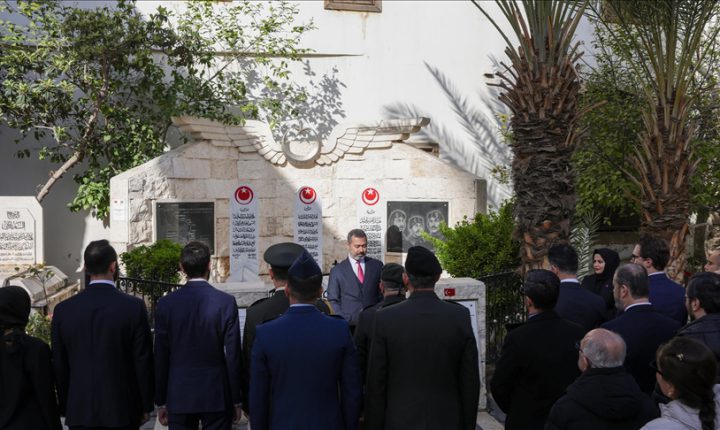 السفارة التركية في دمشق تحيي ذكرى انتصارات تشاناق قلعة