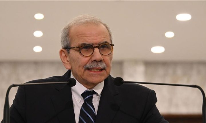 رئيس وزراء لبنان يحذر من كارثة إنسانية بعد ارتفاع عدد النازحين