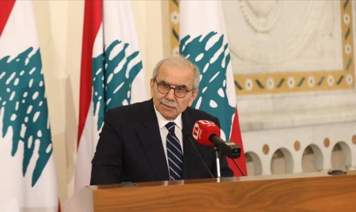 قوى سياسية لبنانية تؤيد قرار حظر أنشطة “حزب الله” العسكرية والحزب يرفض