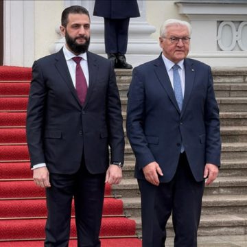 الشرع يلتقي نظيره الألماني في أول زيارة رسمية لبرلين