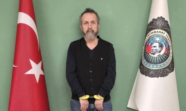 تعاون استخباراتي تركي سوري يفضي إلى القبض على ” أوندر صيغيرجيق أوغلو” المسؤول عن تسليم المقدم حسين الهرموش