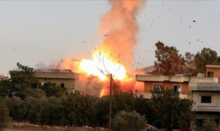 غارات إسرائيلية عنيفة على ضاحية بيروت الجنوبية وجنوبي لبنان  إثر إطلاق حزب الله صواريخ