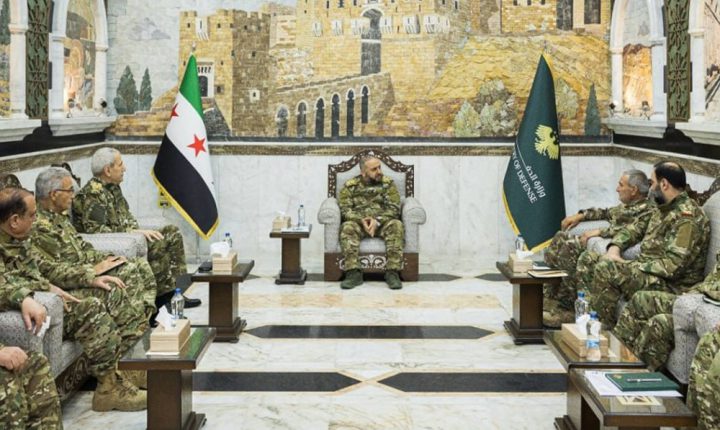 وزير الدفاع السوري يترأس أول اجتماعات الهيئة الاستشارية العليا