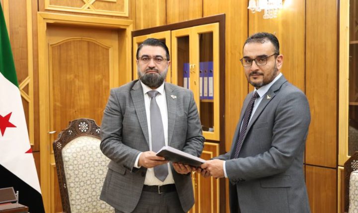 اللجنة الوطنية للتحقيق في أحداث السويداء تسلم تقريرها لوزير العدل