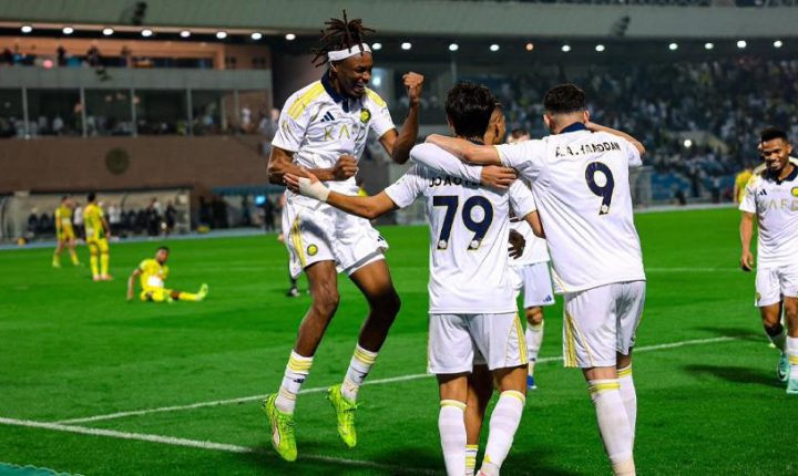 النصر يقسو على الخليج ويعزز صدارته بالدوري السعودي