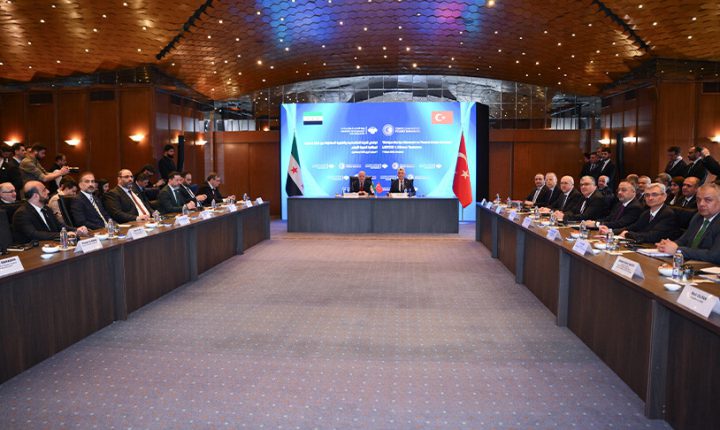 انعقاد الاجتماع الأول للجنة الاقتصادية والتجارية التركية السورية في إسطنبول