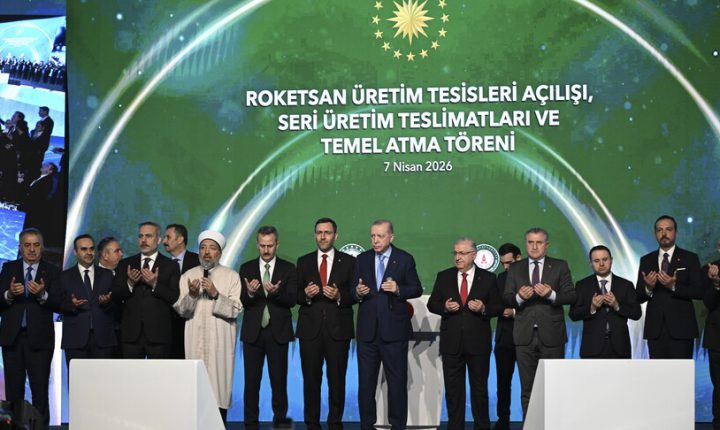 أردوغان: نفخر ببلوغنا مكانة يشار إليها بالبنان في الصناعات الدفاعية