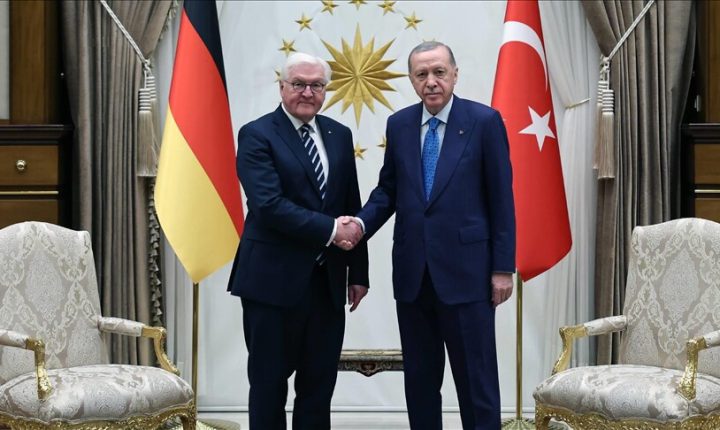 أردوغان ونظيره الألماني يبحثان العلاقات الثنائية وقضايا إقليمية ودولية