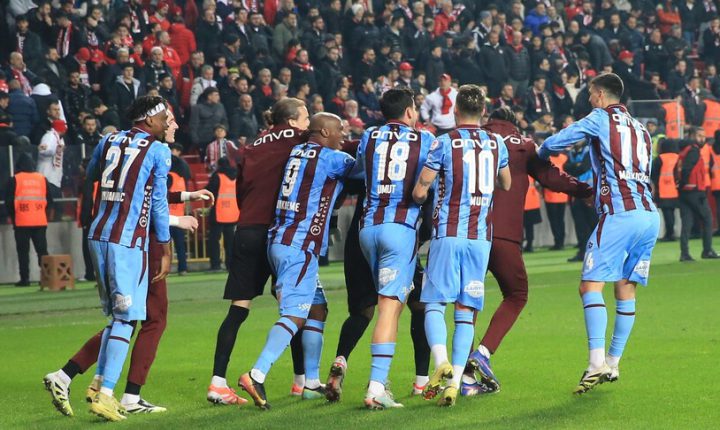 بشيكطاش وطرابزون سبور إلى نصف نهائي كأس تركيا