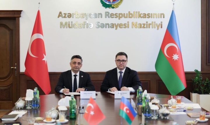 تركيا وأذربيجان توقعان اتفاقا لنقل الخبرات في الصناعات الدفاعية