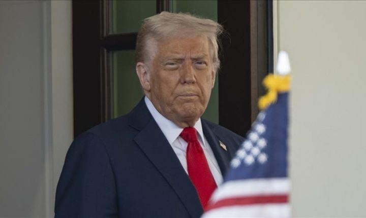 ترامب يهدد بقصف الجسور ومحطات الطاقة الكهربائية في إيران