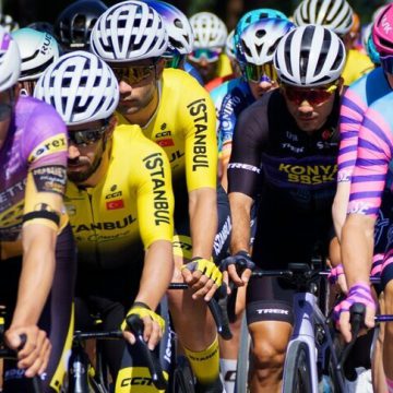 انطلاق سباق الرئاسة التركية للدراجات الهوائية بنسخته الـ61