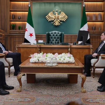 الشرع يلتقي قيادات من ب ك ك الإرهابي لبحث استكمال الدمج