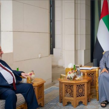 وزير الأوقاف يبحث في الإمارات تعزيز التعاون وتبادل الخبرات