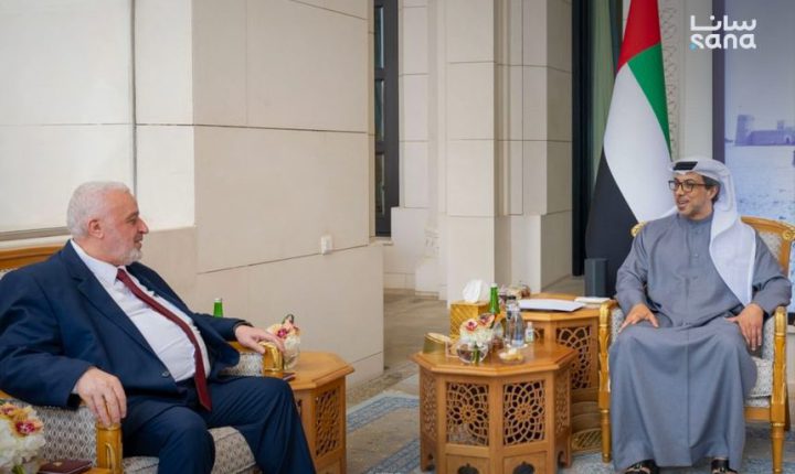 وزير الأوقاف يبحث في الإمارات تعزيز التعاون وتبادل الخبرات