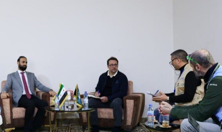 المبعوث الرئاسي السوري يبحث في الحسكة ملف النازحين وتعزيز الاستجابة الإنسانية