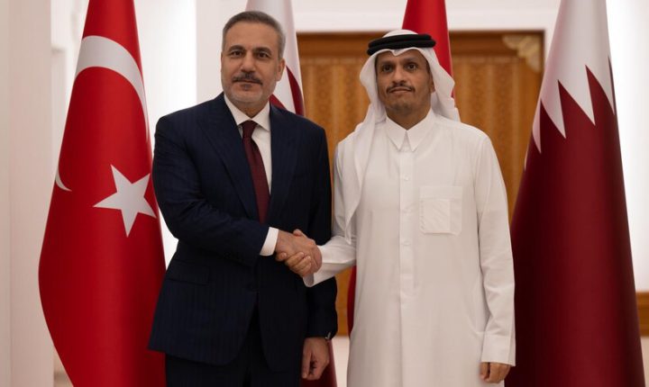 فيدان ونظيره القطري يبحثان الهدنة بين واشنطن وطهران