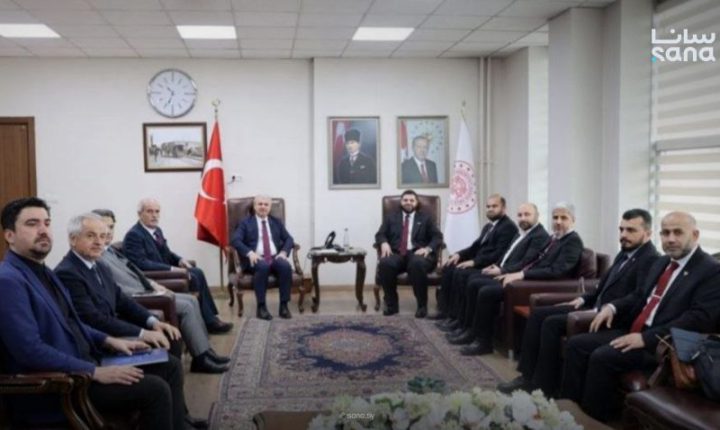 محافظ ريف دمشق يبحث مع والي قونيا ورئيس بلديتها تبادل الخبرات في الإدارة المحلية